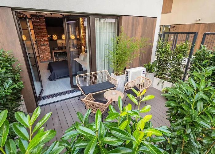 דירה Loft House Premium